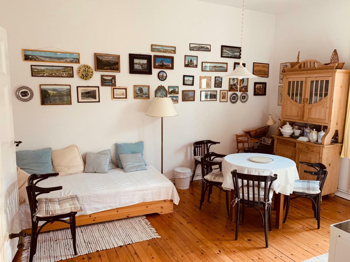Anna Apartment